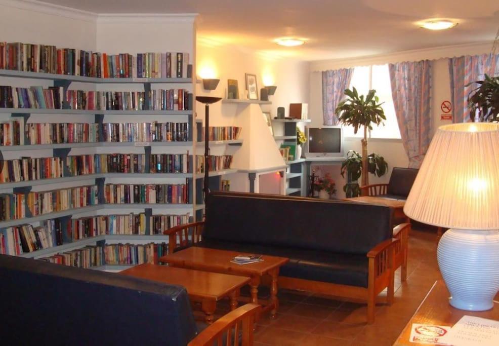 Apartamento En La Carihuela Torremolinos Luaran gambar