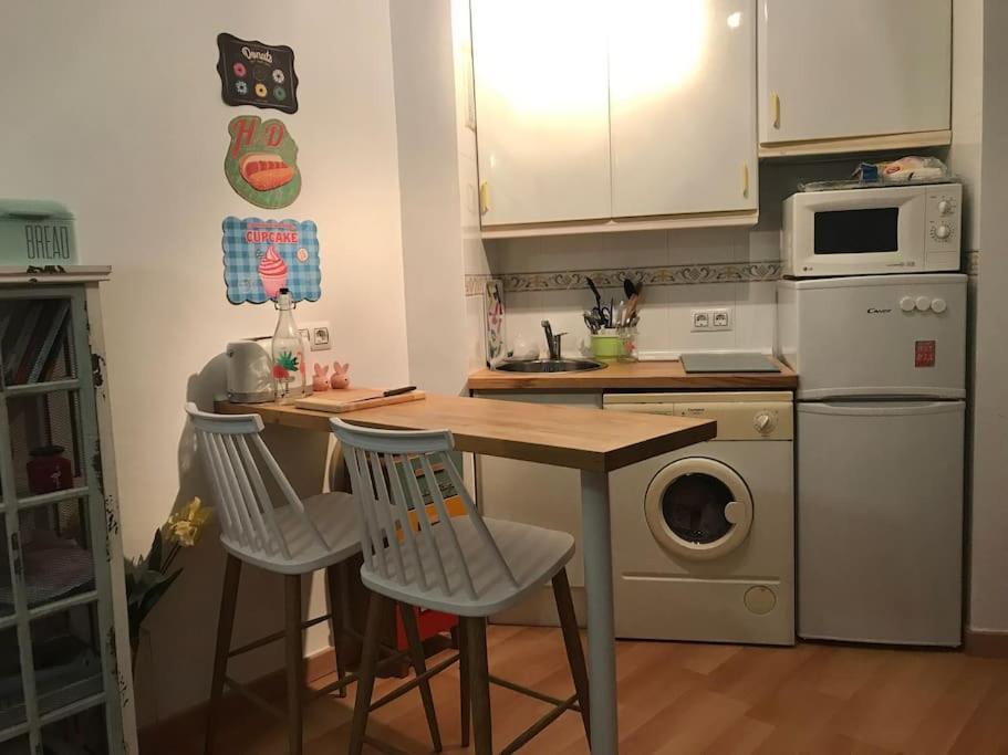 Apartamento En La Carihuela Torremolinos Luaran gambar